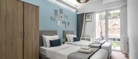 Apartment, 2 Bedrooms, Kitchen, City View | Egyptian cotton sheets, premium bedding, in-room safe