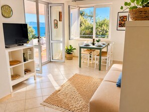 Living area - Apartment Sole - Gulf of Orosei view, balcony, quiet area Cala Gonone (Sardegna)