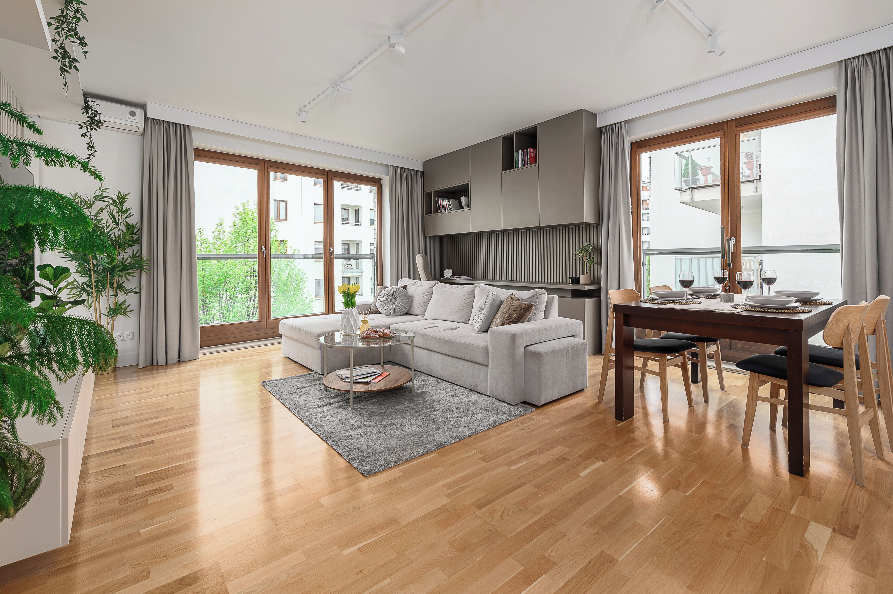 Comfort Apartment, Balcony, City View | Living area | 40-inch Smart TV with digital channels, Netflix, streaming services