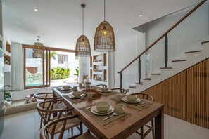 Luxury Villa, Pool View | Dining room - Villa Kembali 10 (Pecatu)
