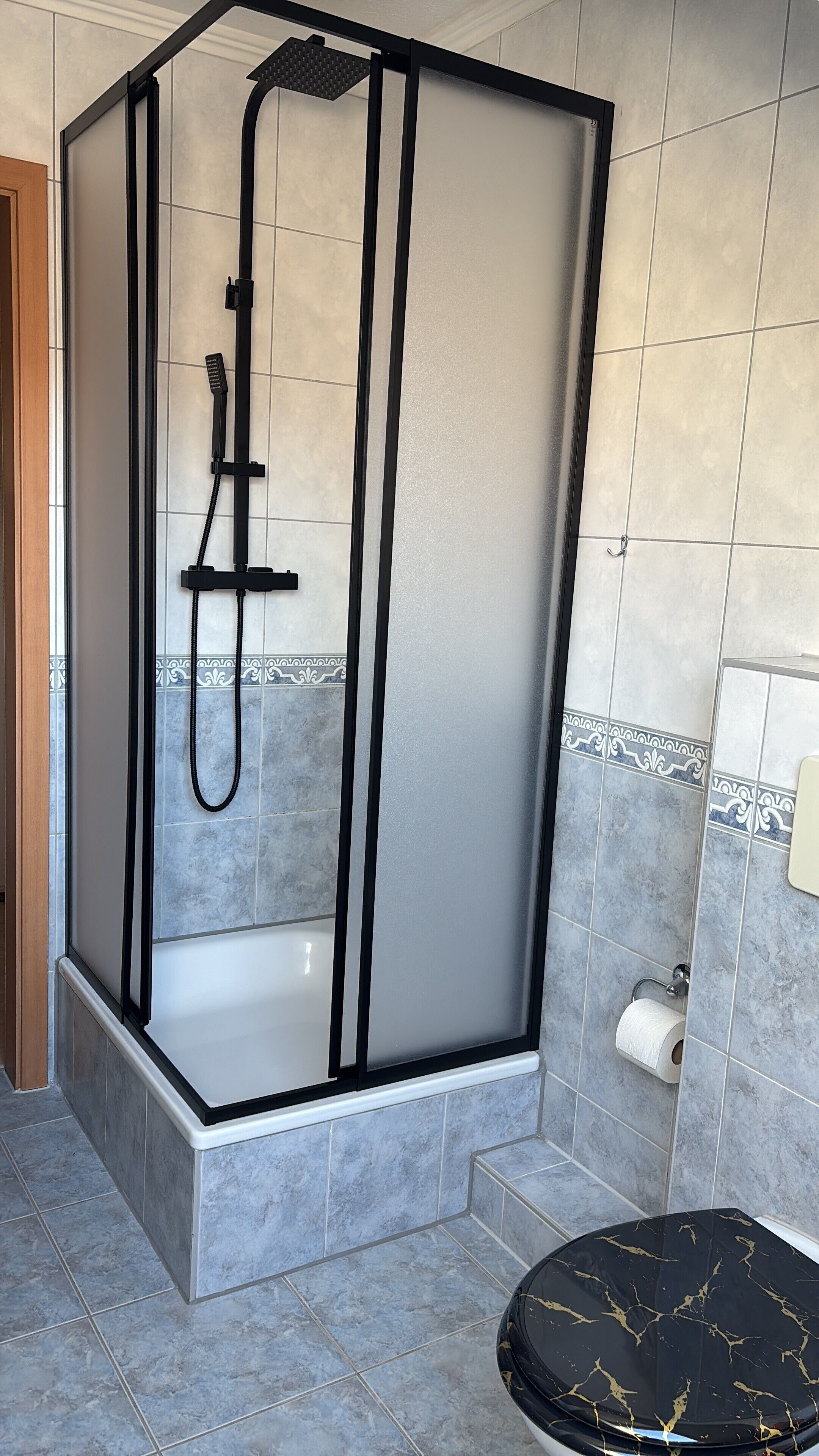 Douche, serviettes fournies