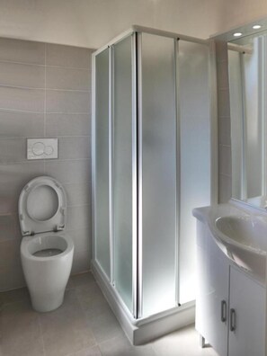 Shower - Elegant studio in a relaxing villa (Lignano Sabbiadoro)