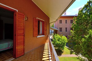 Property grounds - Enchanting villa in a quiet area (Lignano Sabbiadoro)