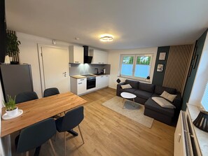 Living area - Vrbo Property (Peißenberg)