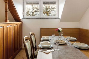 Dining - Šmajdek Farm Stay - Escape to Nature (Podsreda)