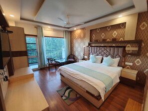 Kamar Deluks, pemandangan gunung