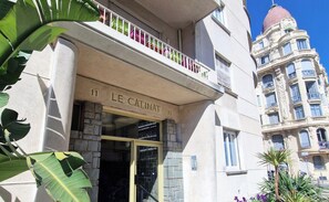 Exterior detail - New! N&J -LE CATINAT - Spacious - Balcony (Nice)