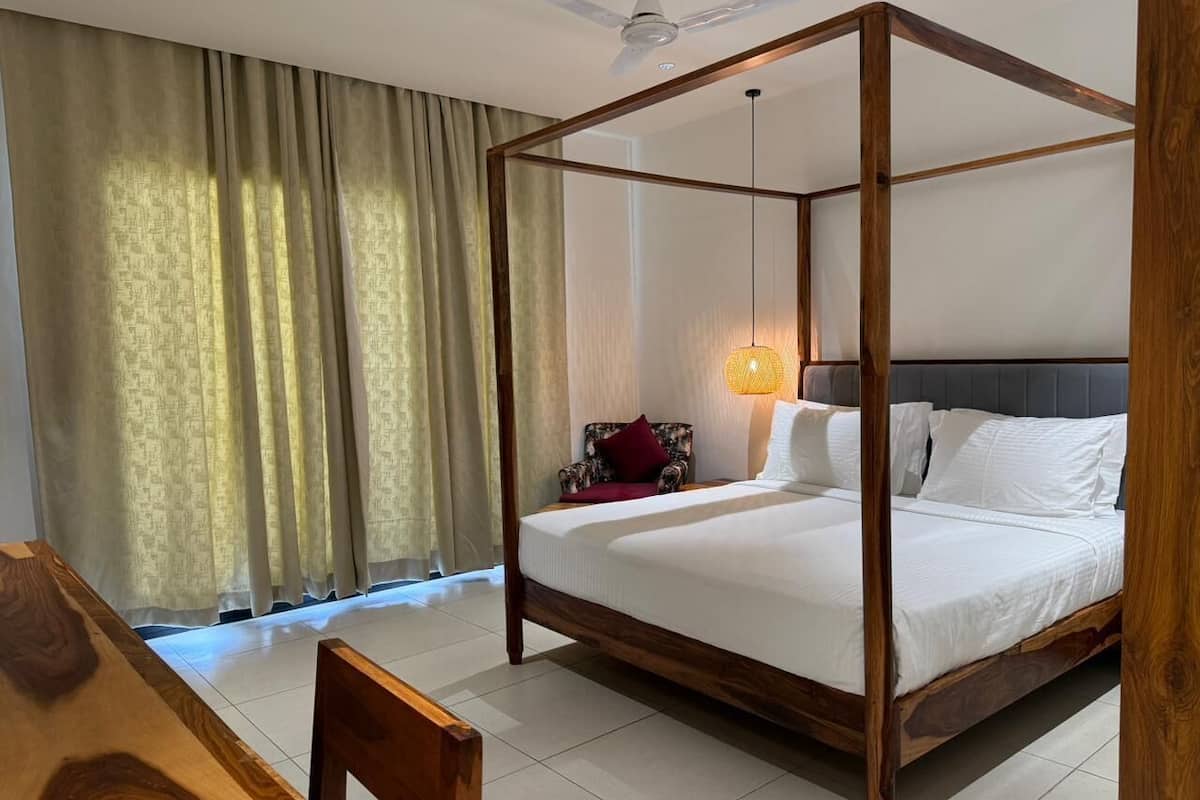 Deluxe Double Room, Balcony, Garden View