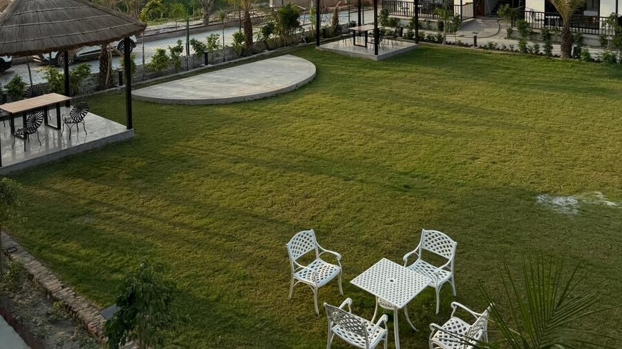 Aayovea Resort Ayodhya Near Ram Mandir & Saryu River