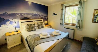 Braehead Cottage in Glencoe Village