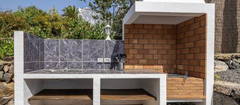 Casa Yuliana: Private Heated Pool and Sea Views