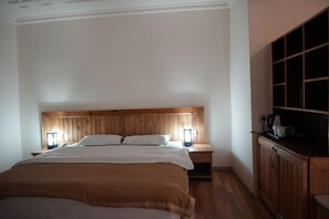 Deluxe Room, Balcony