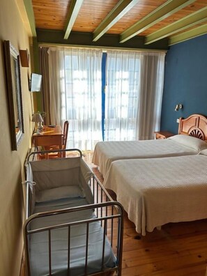 Room - HOTEL CUEVAS DEL MAR (Nueva)