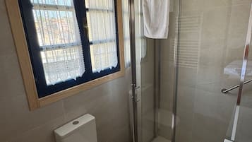 Double Room | Bathroom