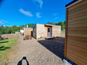 Exterior - The Posh Bothy 1 near Roy Bridge (Fort William)