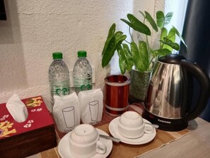 Cà phê và/hoặc dụng cụ pha