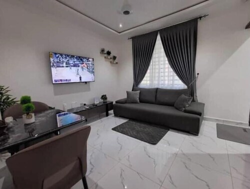 Regal Loft by Cosdarl Homes – Stylish & Serene Stay with Modern Comforts