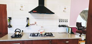 House, 3 Bedrooms | Interior - Cozy & Peaceful Home Perfect for Work or Relaxation (Johannesburg)