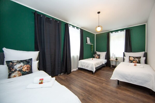 House - Belmonte Whirlpool-sauna-billard-kicker-kino (Bendorf)