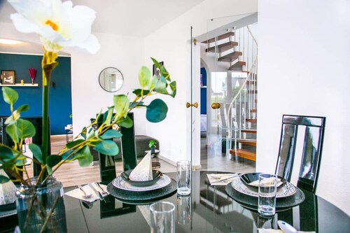 Stilvolle Wohnung mit Balkon in Horchheim