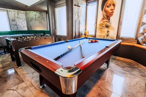 8 bedrooms, Internet - Villa Bueckeberg Game-room and Wellness (Luhden)