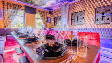 Ferienhaus | 8 Schlafzimmer, Internetzugang