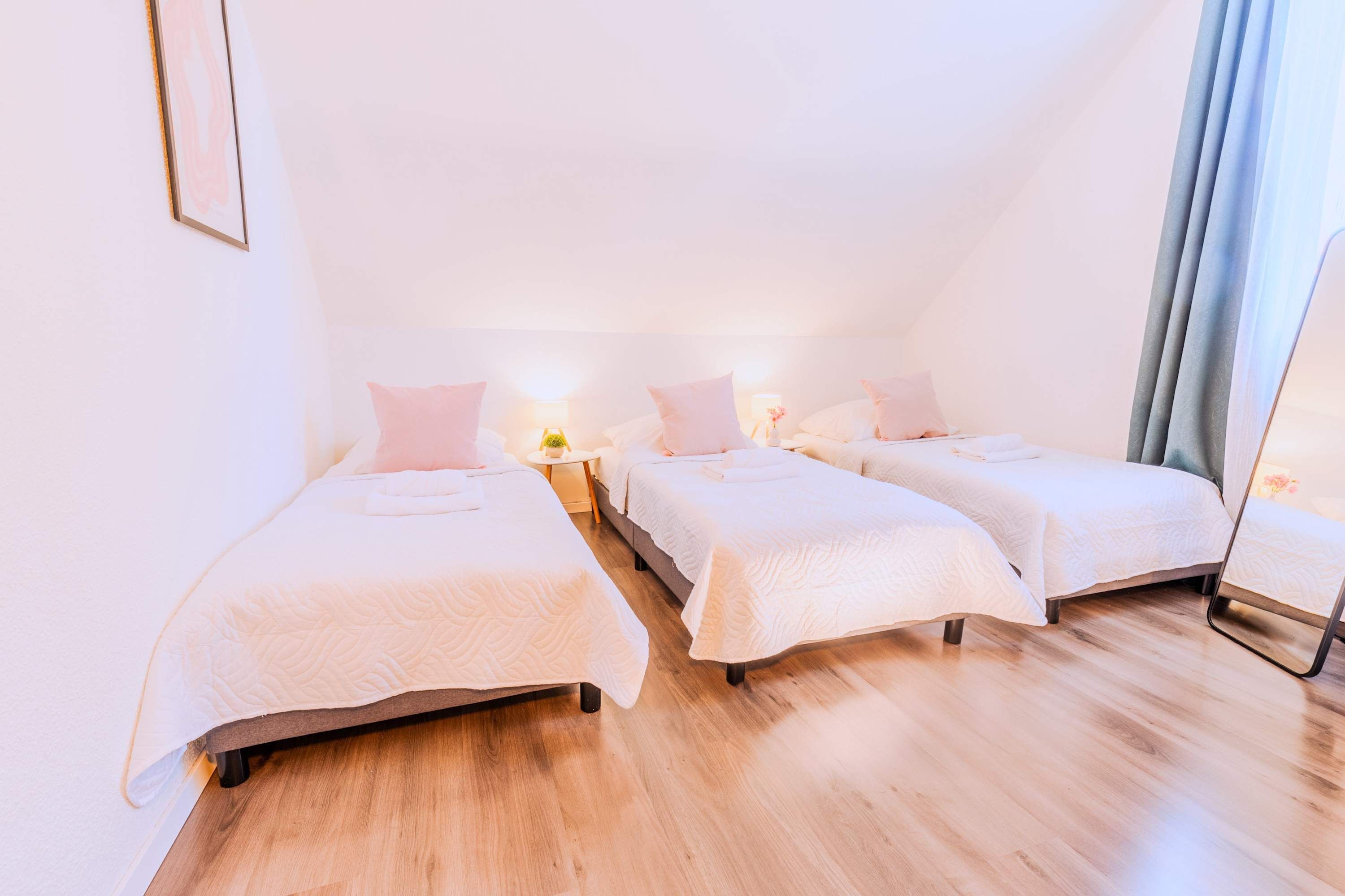 8 bedrooms, Internet