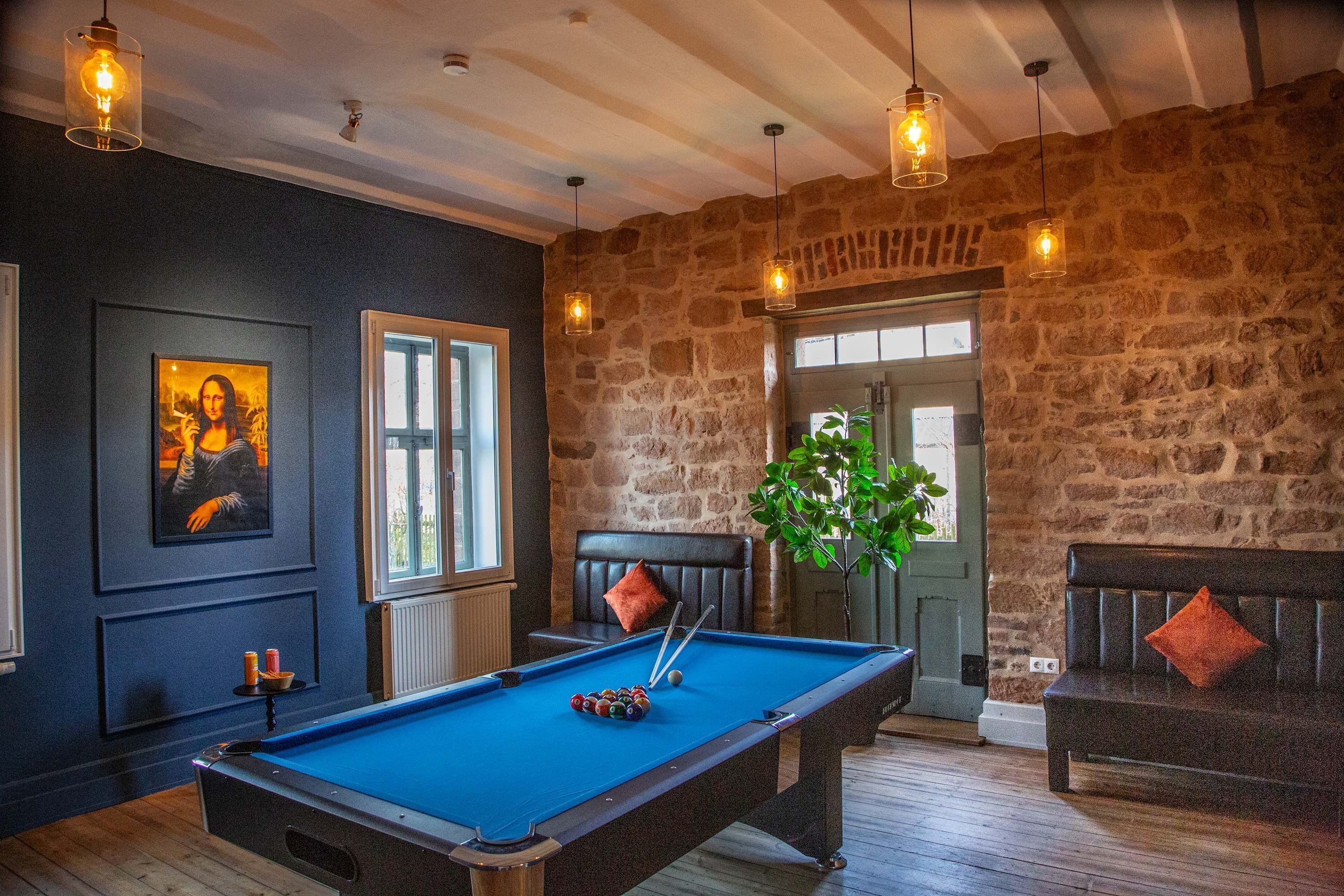 House | 5 bedrooms, Internet