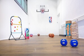 House | 7 bedrooms, Internet - Casino Whirlpool-sauna-kino-indoor-basketball (Hoehr-Grenzhausen)