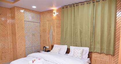 Sarahan Holliday Inn