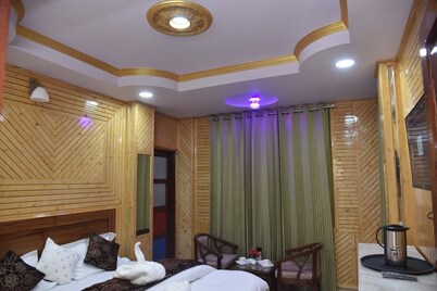 Sarahan Holliday Inn