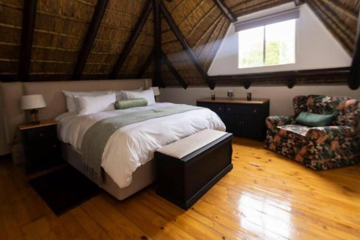 Luxury Quadruple Room, Balcony, Garden View