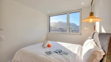 Family Apartment, Multiple Bedrooms (Urban Maggiolina Sunset - Locarno) | 1 bedroom, free WiFi, bed sheets