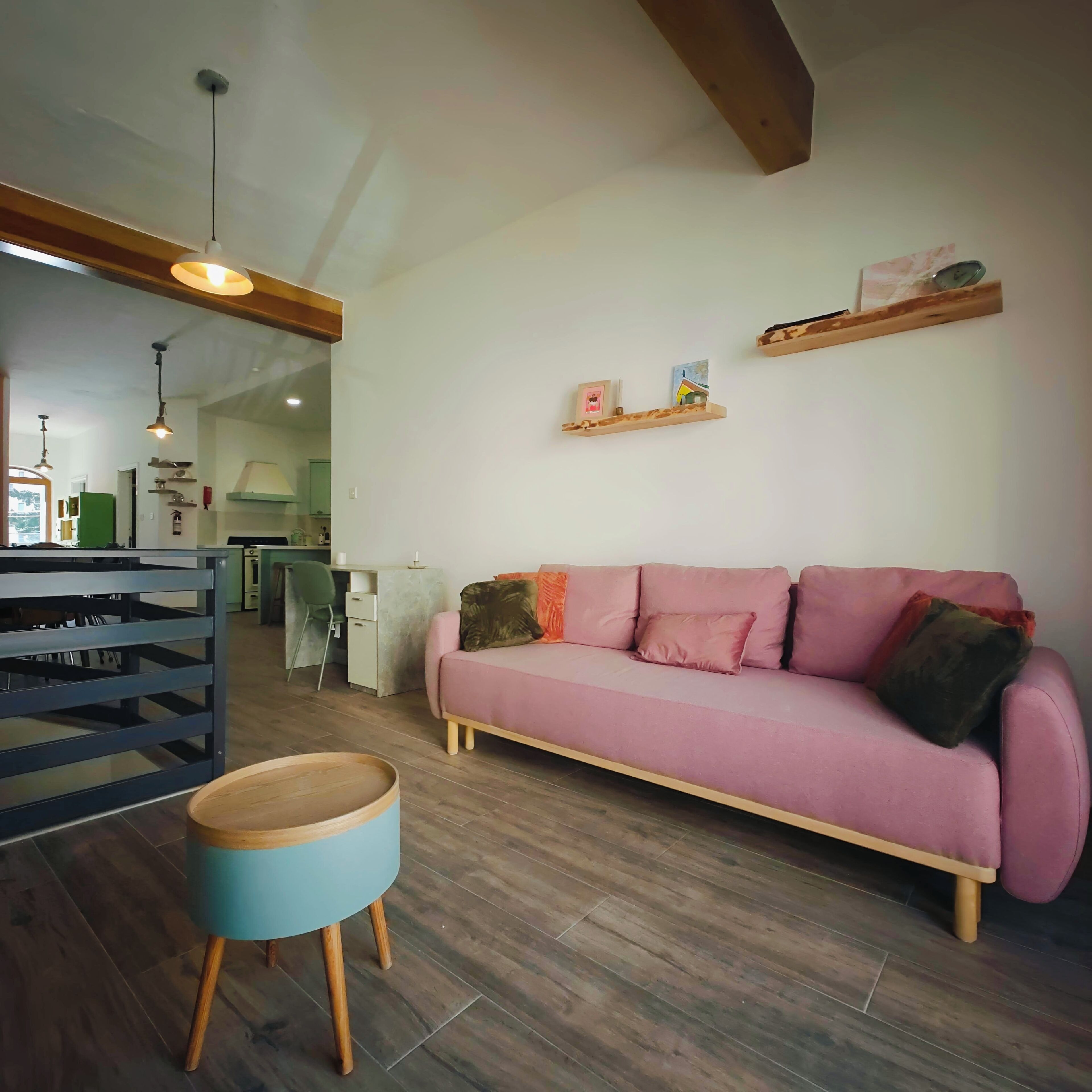 Departamento, 2 habitaciones | Área de sala de estar