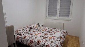 2 bedrooms, iron/ironing board, WiFi, bed sheets - Family-friendly 3-bedroom apartment with AC near Jahorina in Sarajevo (Sarajevo)