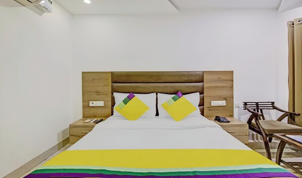Deluxe Double Room - Hotel O3 Near Piccadily Chowk Chandigarh (Chandigarh)