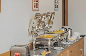 Dining - Hotel O3 Near Piccadily Chowk Chandigarh (Chandigarh)