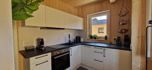 Tiny Home „Ferienhaus Auerberg Sweet“ mit privater Terrasse und WLAN