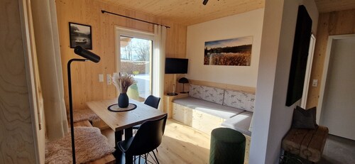 Tiny Home “Auerberg Sweet” with Private Terrace and Wi-Fi