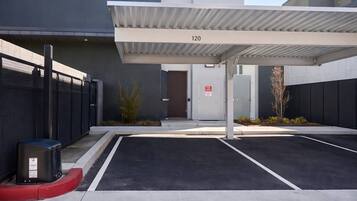 Apartment, 1 Bedroom, Accessible | Property grounds