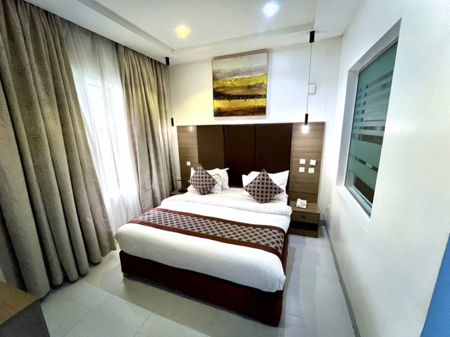 Deluxe-rum - utsikt mot poolen