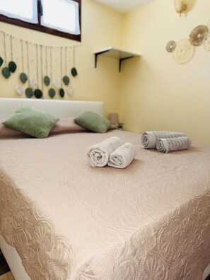 2 Schlafzimmer, Bügeleisen/Bügelbrett, WLAN, Bettwäsche