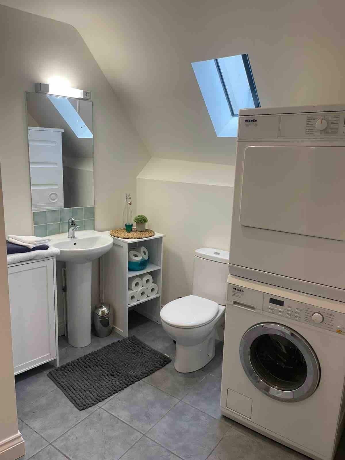 Shower, hair dryer, shampoo