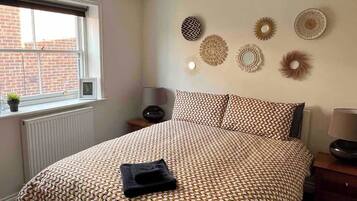1 bedroom, iron/ironing board, travel cot, WiFi