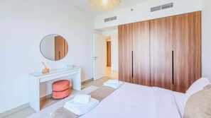 1 bedroom, iron/ironing board, WiFi, bed sheets - Burj Al Arab View | Furnished | Premium Lifestyle (Dubai)