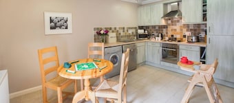 Ayrshire Cottage at The Dairy at Daviot