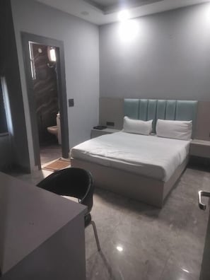 Standard Double Room, Balcony, City View | Free WiFi