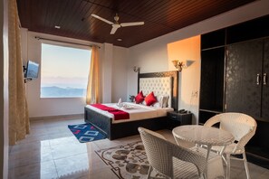 Room - Vatika Resorts Village Nargoti (Shimla)