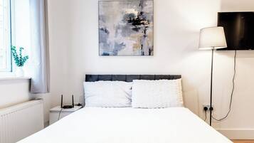 1 bedroom, iron/ironing board, Internet, bed sheets