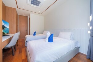 Villa, Non Smoking, Pool View | Desk, laptop workspace, free WiFi, bed sheets